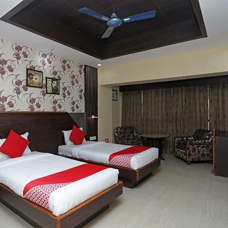 Oyo 4065 Hotel Richi Бхубанешвар Екстериор снимка