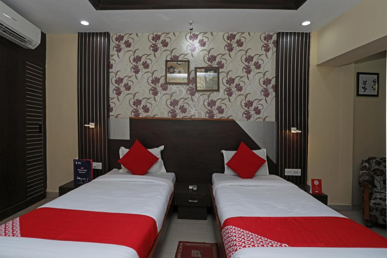 Oyo 4065 Hotel Richi Бхубанешвар Екстериор снимка