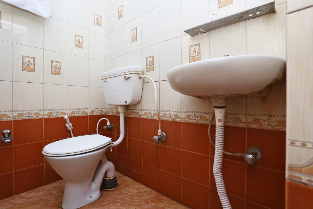 Oyo 4065 Hotel Richi Бхубанешвар Екстериор снимка