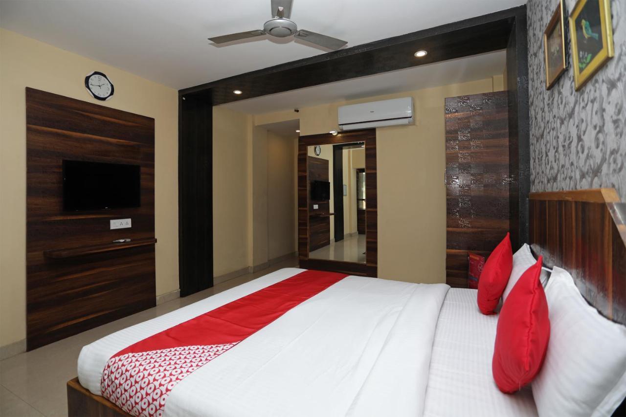 Oyo 4065 Hotel Richi Бхубанешвар Екстериор снимка