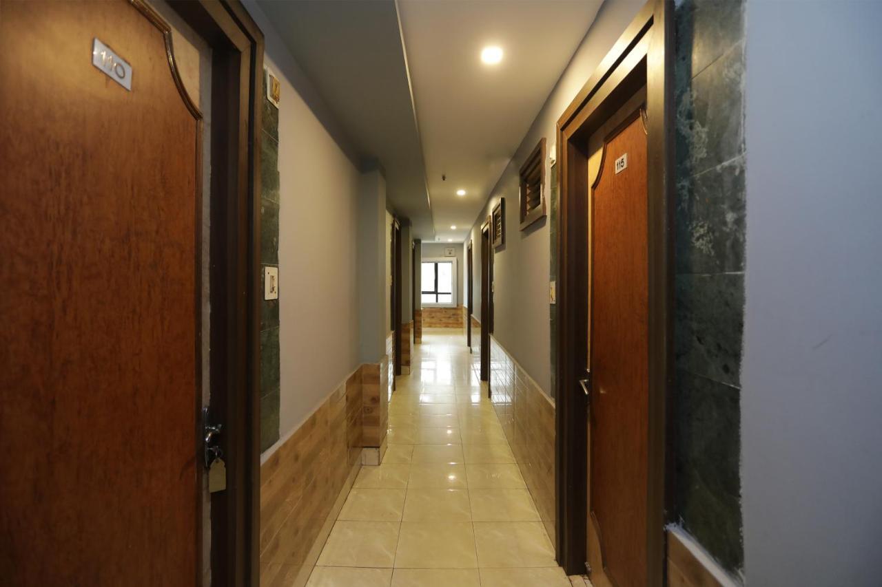 Oyo 4065 Hotel Richi Бхубанешвар Екстериор снимка