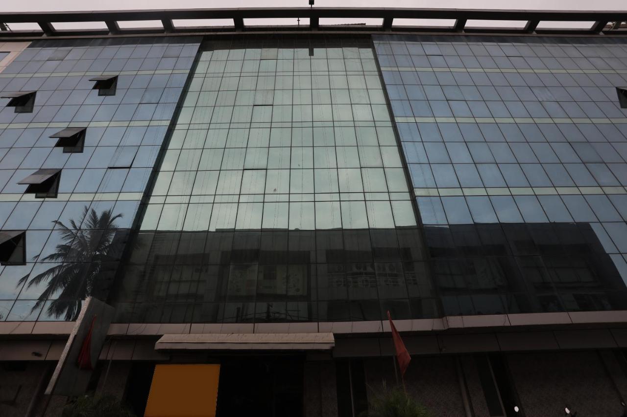 Oyo 4065 Hotel Richi Бхубанешвар Екстериор снимка