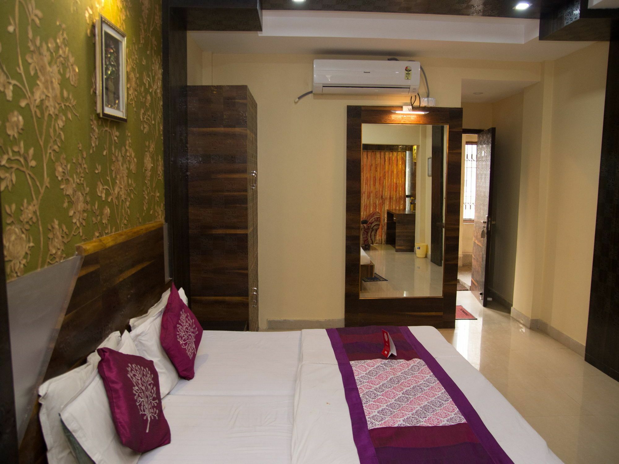 Oyo 4065 Hotel Richi Бхубанешвар Екстериор снимка